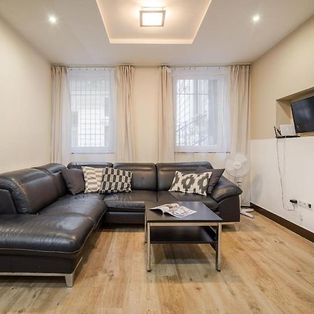 Dolly'S Duplex Home Budapest Extérieur photo